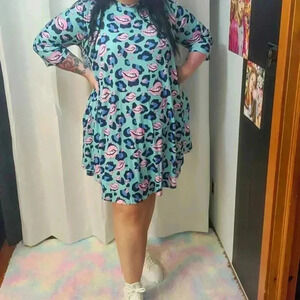 Plus Size & Straight Size Lip & Leopard Print Dress